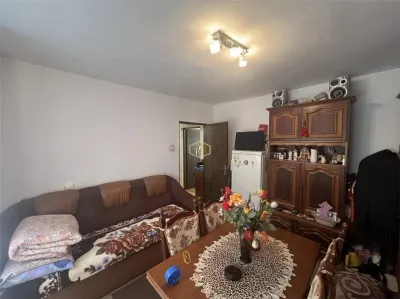 Etaj I | Apartament cu 3 camere | Botizului - foto 3