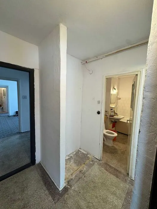 Apartament 4 camere Centrul Civic-CEC Bank,139000 Euro - foto 4