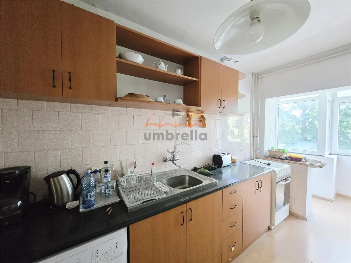 DE INCHIRIAT ap 3 camere, decomndate, zona Titulescu, 700euro - foto 4