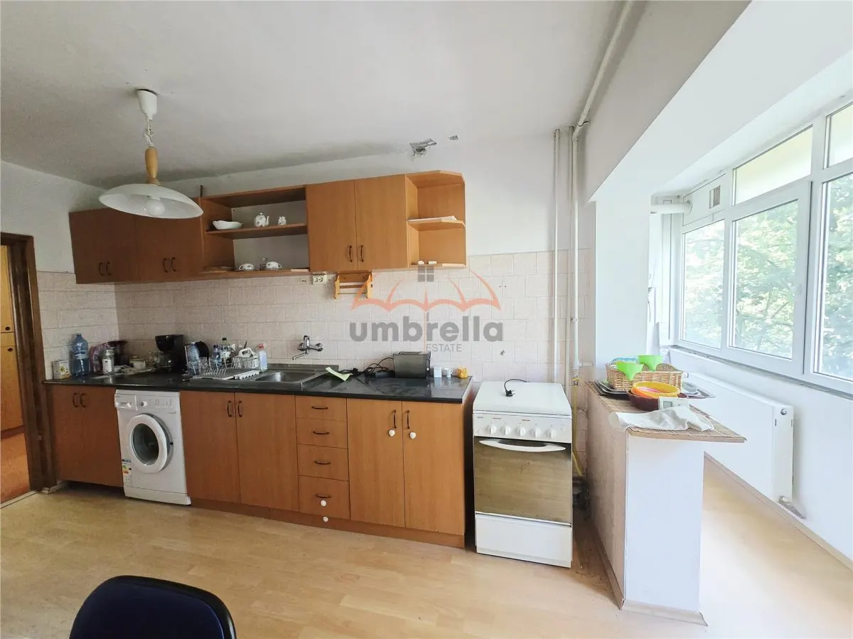DE INCHIRIAT ap 3 camere, decomndate, zona Titulescu, 700euro - foto 5