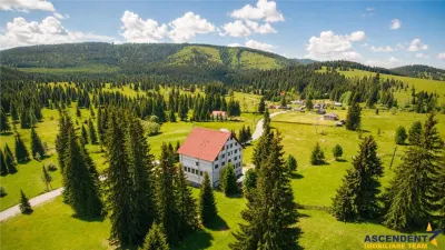 Complex montan 1.124 mp, Toplita Secu, investitie: turistica /retreat, cadru valoros - foto 2