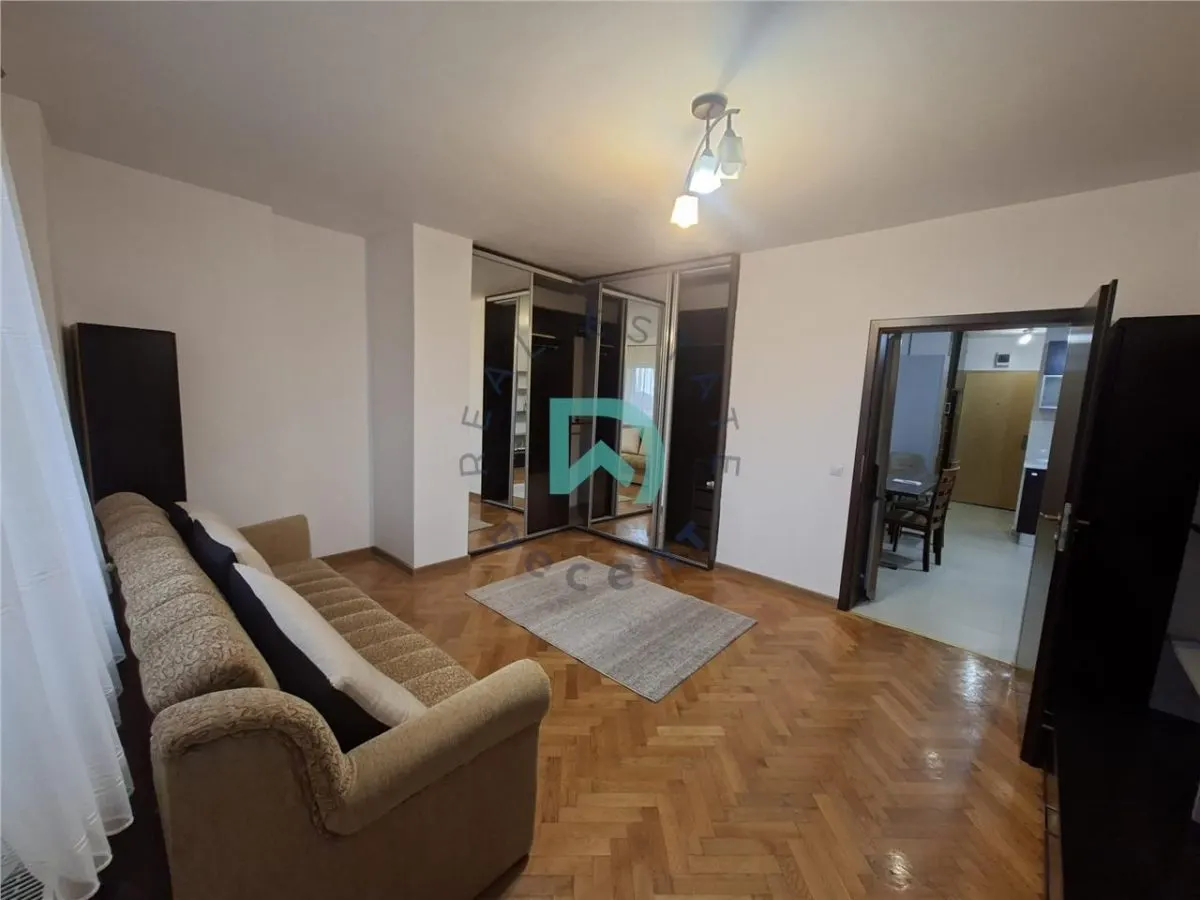 Apartament 2 camere Centrul Brasov - foto 4