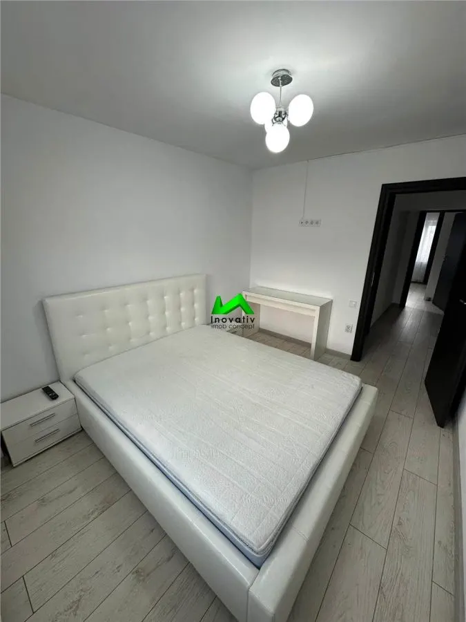 Apartament modern de inchiriat 4 camere Sibiu Central - foto 3