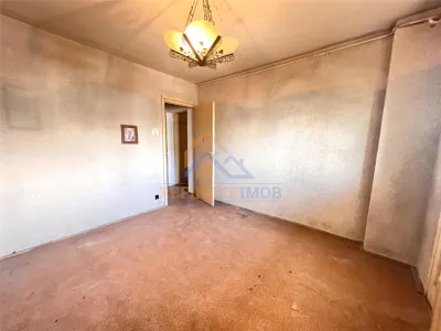Apartament 3 camere, bloc 1980 - Drumul Taberei - Metrou Valea Ialomitei - foto 4