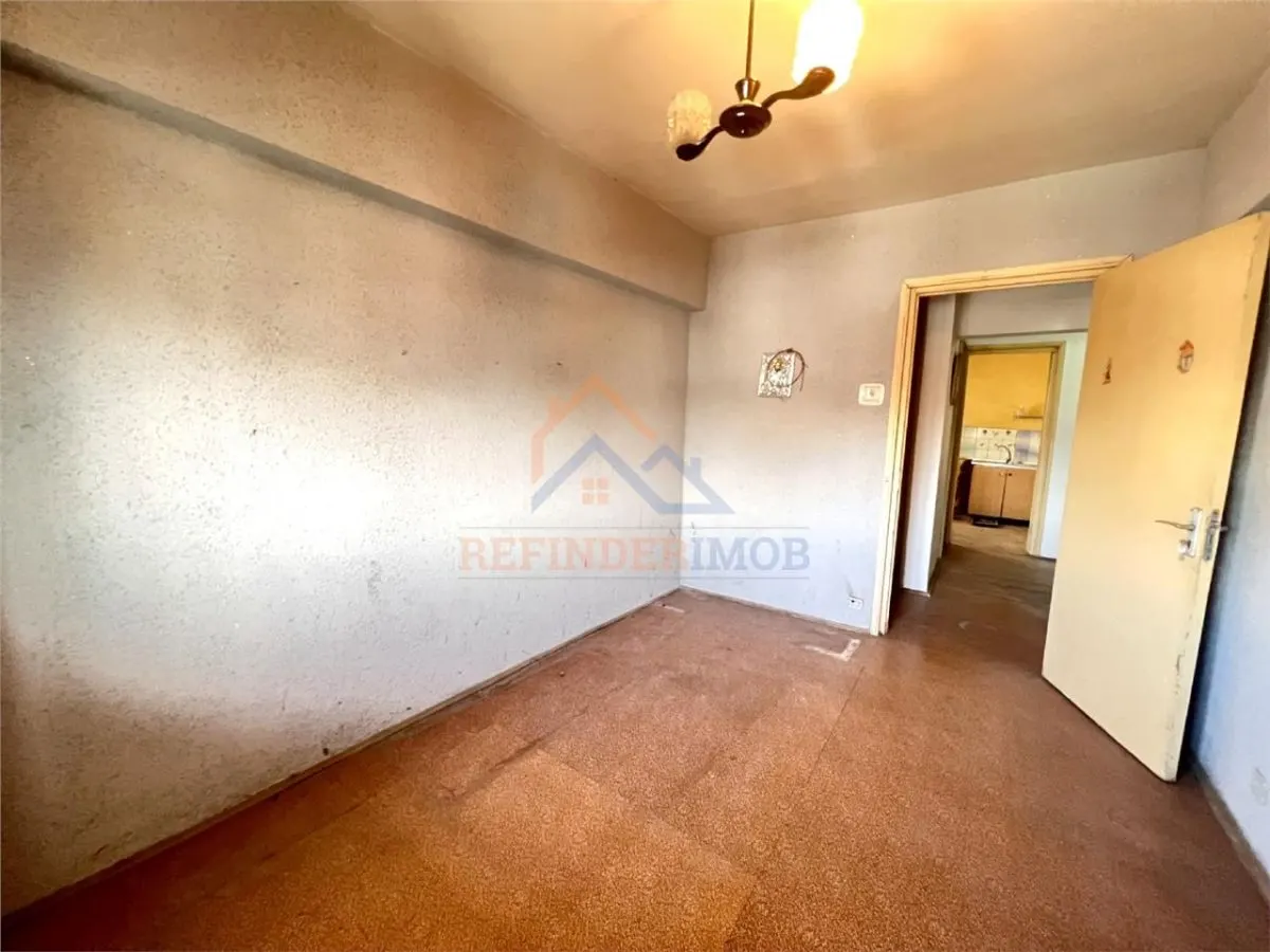 Apartament 3 camere, bloc 1980 - Drumul Taberei - Metrou Valea Ialomitei - foto 6