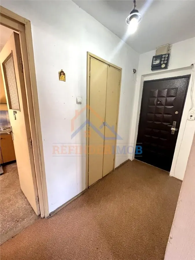 Apartament 3 camere, bloc 1980 - Drumul Taberei - Metrou Valea Ialomitei - foto 10