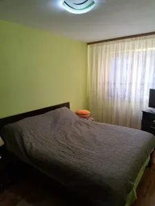 Apartament 4 camere decomandat etajul 2, Astra- Carpatilor - foto 3