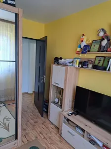 Apartament 4 camere decomandat etajul 2, Astra- Carpatilor - foto 4