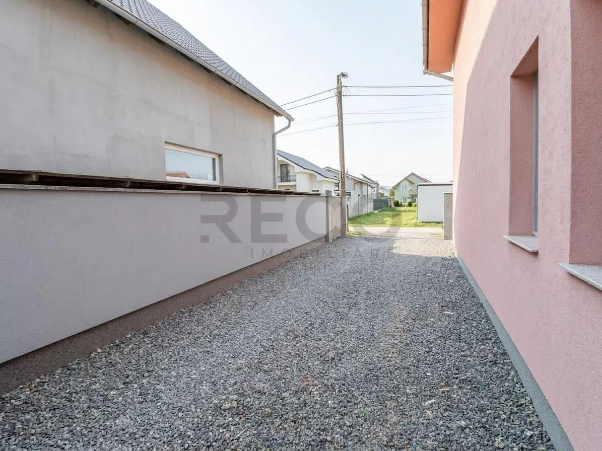 RECO Casa la cheie in Cartierul tineretului - foto 24