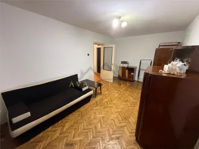 Apartament  2 camere,  semidecomandat, 52 mp - Zona Buziasului - foto 2