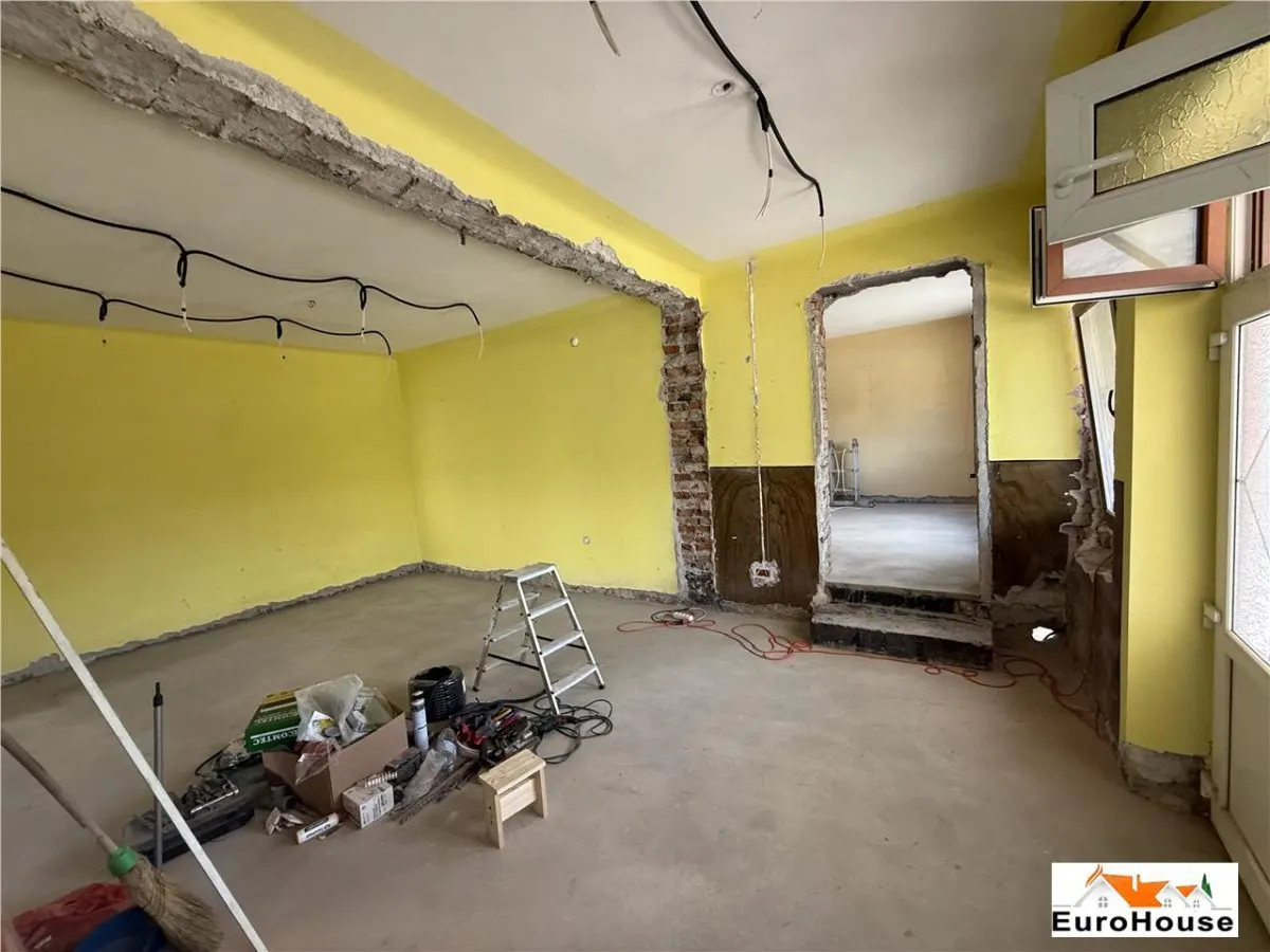 OPORTUNITATE I Casa De Vanzare In Alba Iulia I 120 mp Utili I 300mp Teren - foto 4