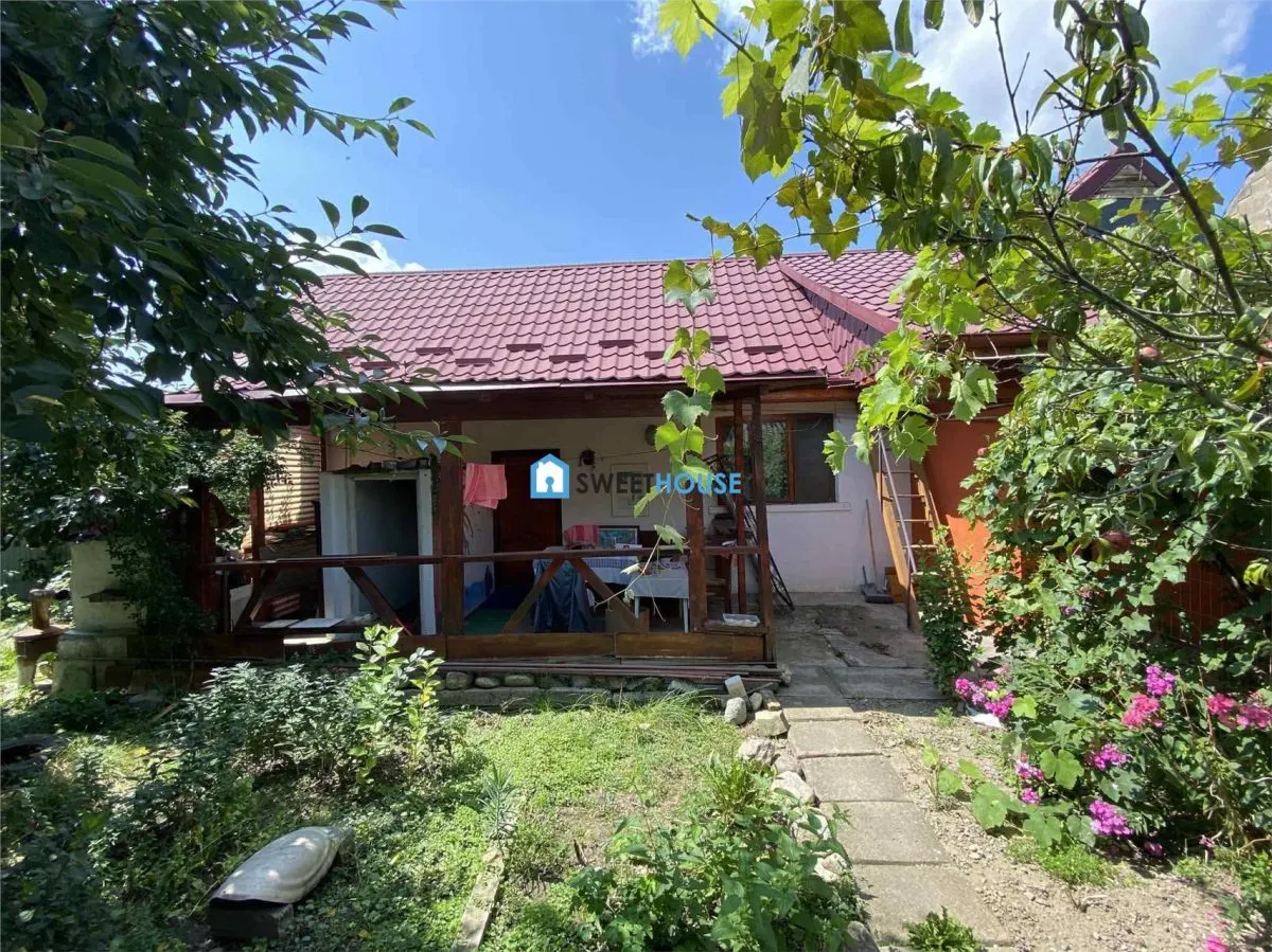 Casa cu 3 Camere si Gradina - Zona Centrala - foto 1