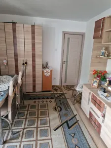 Apartament  2 camere decomandat zona Craiter - foto 3