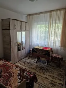 Apartament  2 camere decomandat zona Craiter - foto 4