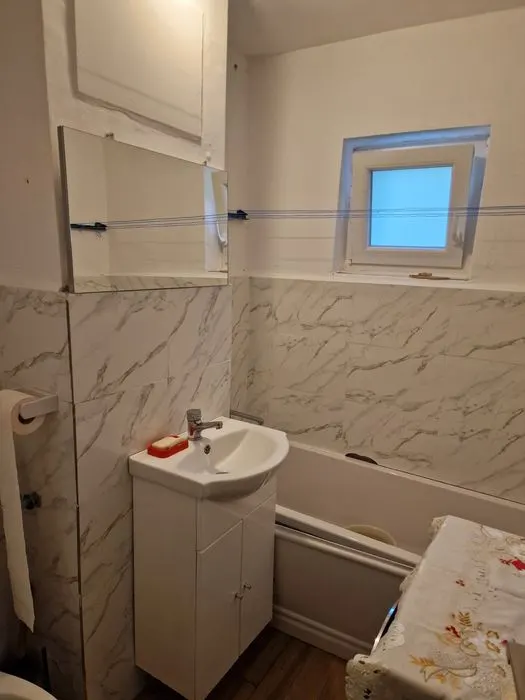 Apartament  2 camere decomandat zona Craiter - foto 7
