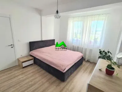 Apartament de vanzare 3 camere Sibiu Complex Henri Coanda - foto 4