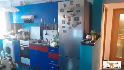 Apartament 2 Camere De V?nzare | Zona Cetate | 52 mp + Balcon | Loc De Parcare | 72.000 ? - foto 2