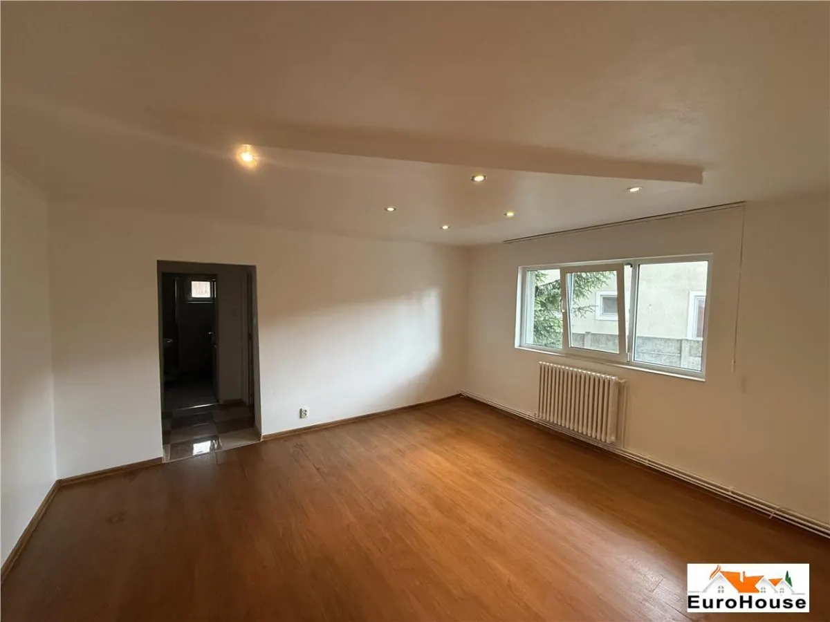 Apartament 2 camere de v?nzare | 51 mp utili | Parter ?nalt | Zona Piața - foto 4