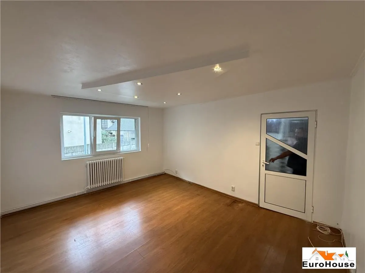 Apartament 2 camere de v?nzare | 51 mp utili | Parter ?nalt | Zona Piața - foto 6