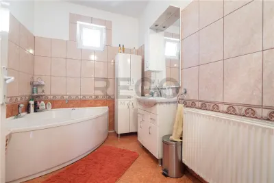 RECO Casa cu Hala  si teren mare - Santion - foto 17