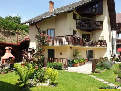 Tur 3D! Pensiune in areal pretios, Moieciu, Bran, Brasov - foto 22