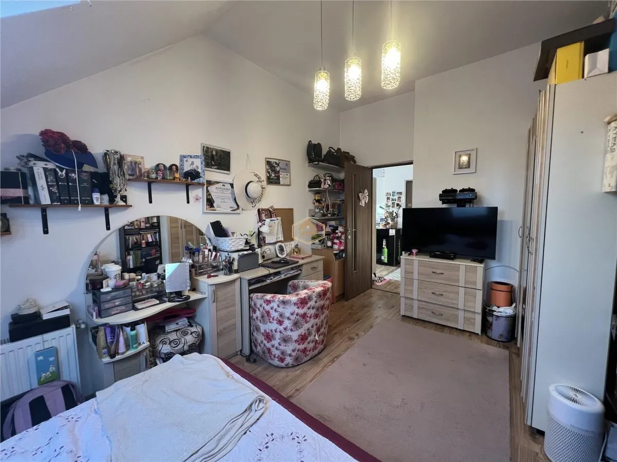 Apartament cu 2 dormitoare + terasa spectaculoasa | Carpati 2 - foto 13