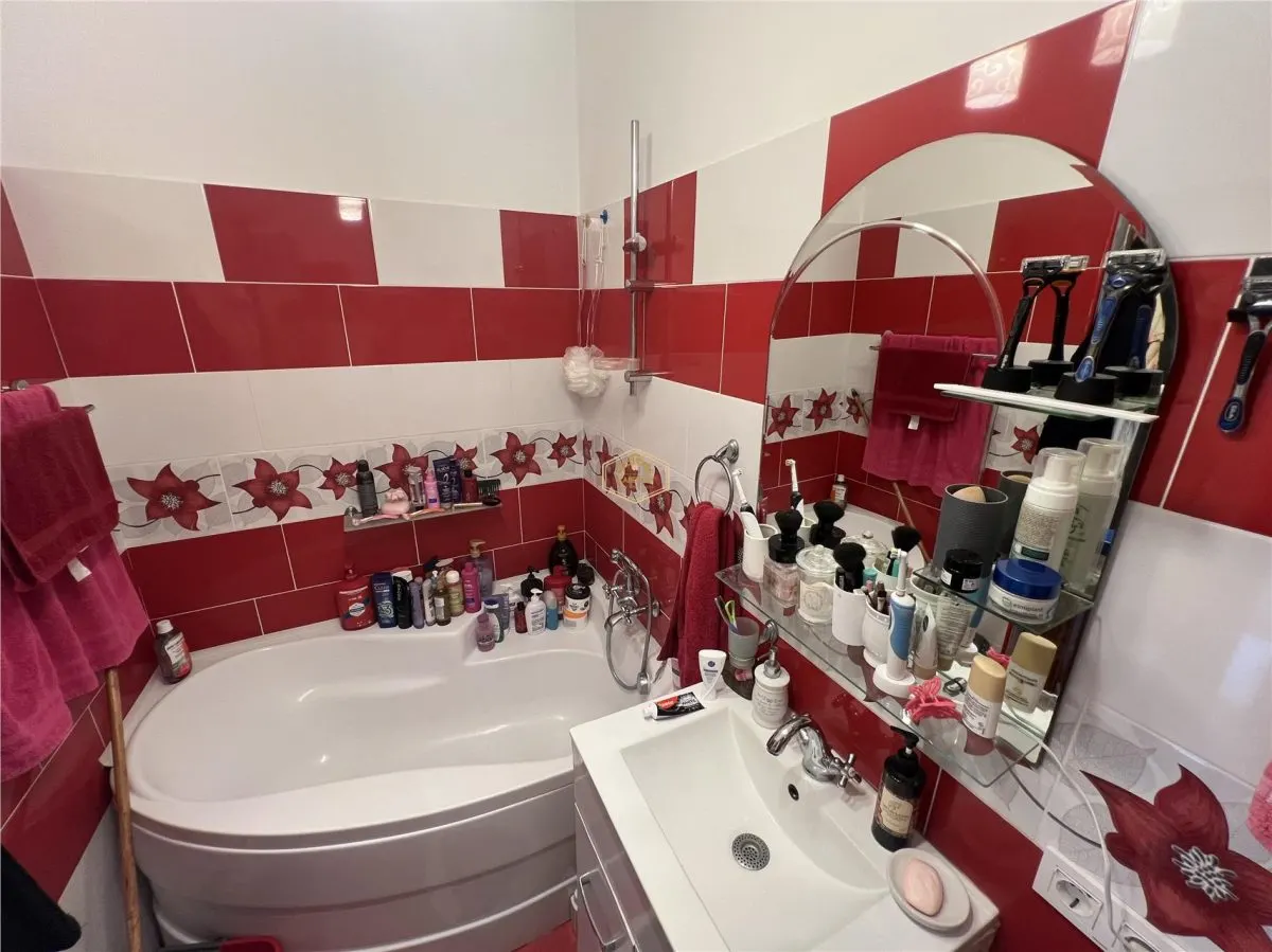 Apartament cu 2 dormitoare + terasa spectaculoasa | Carpati 2 - foto 17