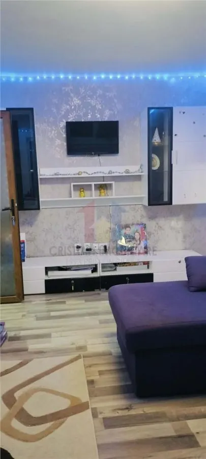 Zona linistita!! Ap 4 camere conf 1, Hipodrom, etaj 3, renovat recent, mobilat si utiltat - foto 1