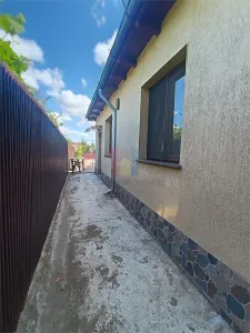 Casa foarte bine intretinuta, zona Cazasu - foto 3