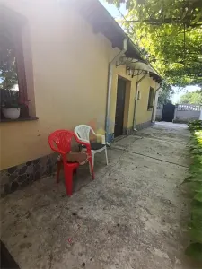 Casa foarte bine intretinuta, zona Cazasu - foto 6