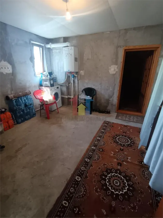 Casa foarte bine intretinuta, zona Cazasu - foto 10
