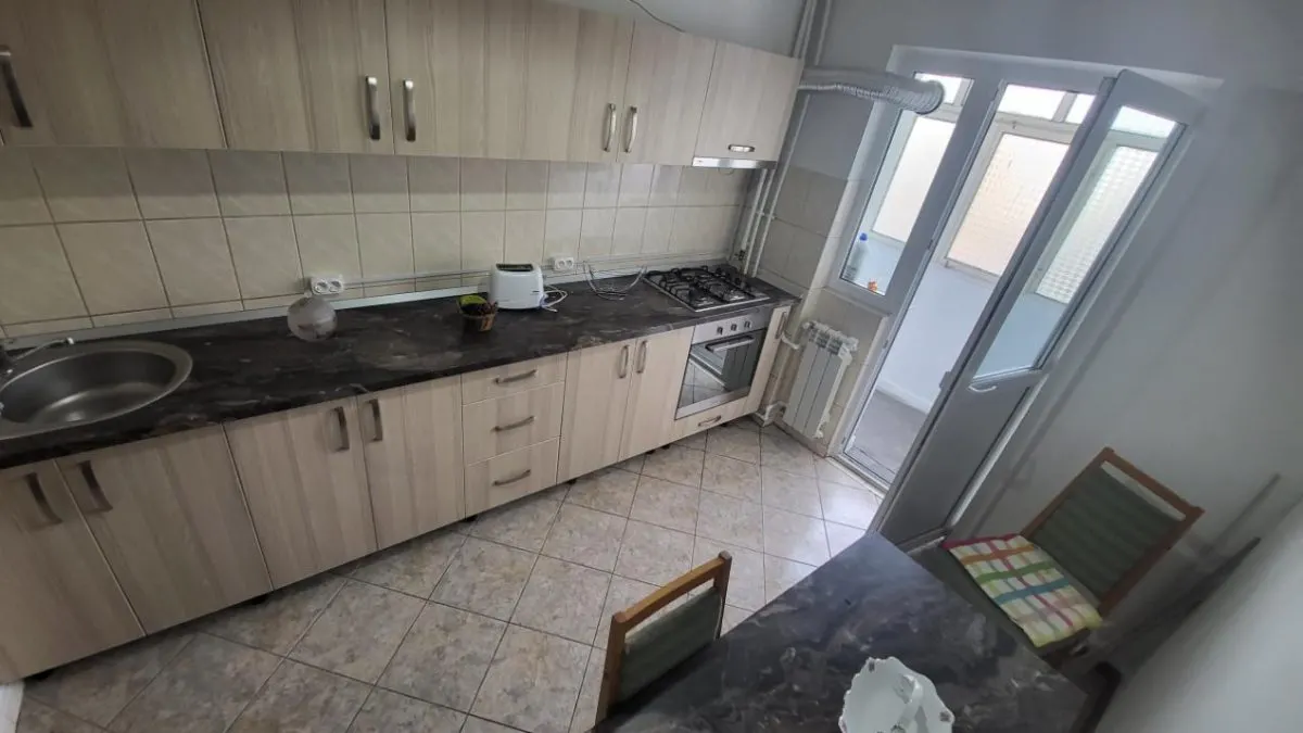 Apartament 2 camere in Ploiesti, zona Republicii - foto 4