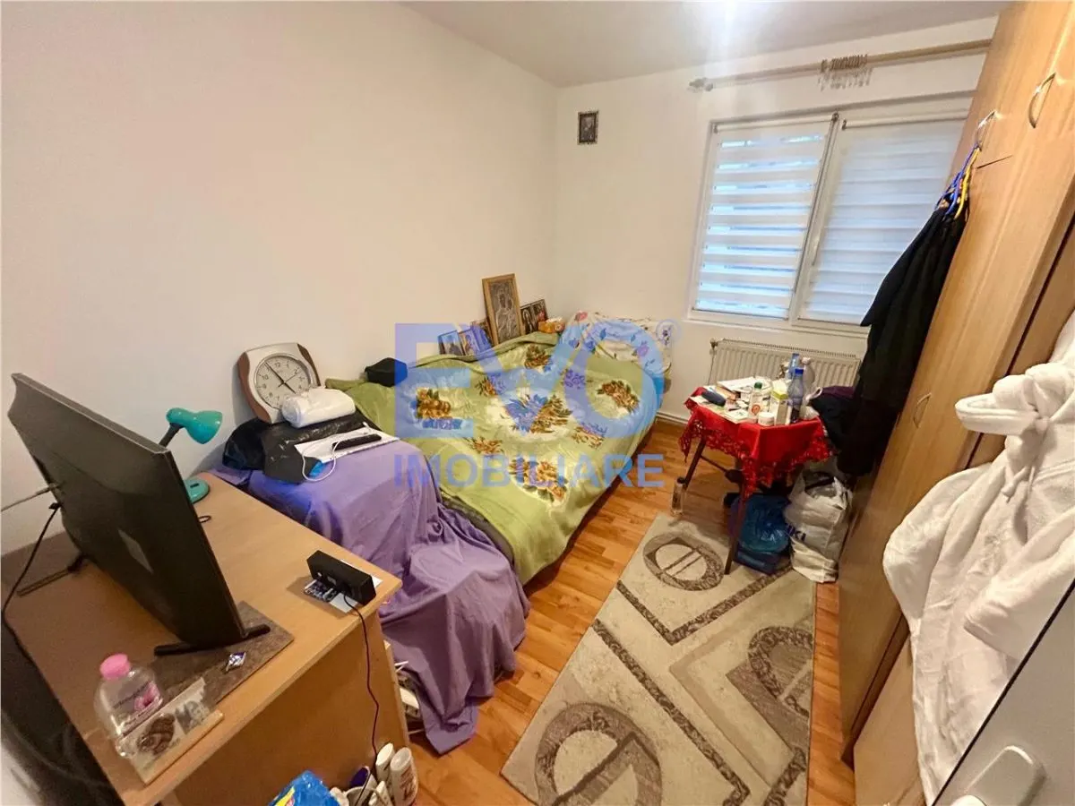 APARTAMENT 2 CAMERE, ETAJ INTERMEDIAR, PODU ROS - foto 3