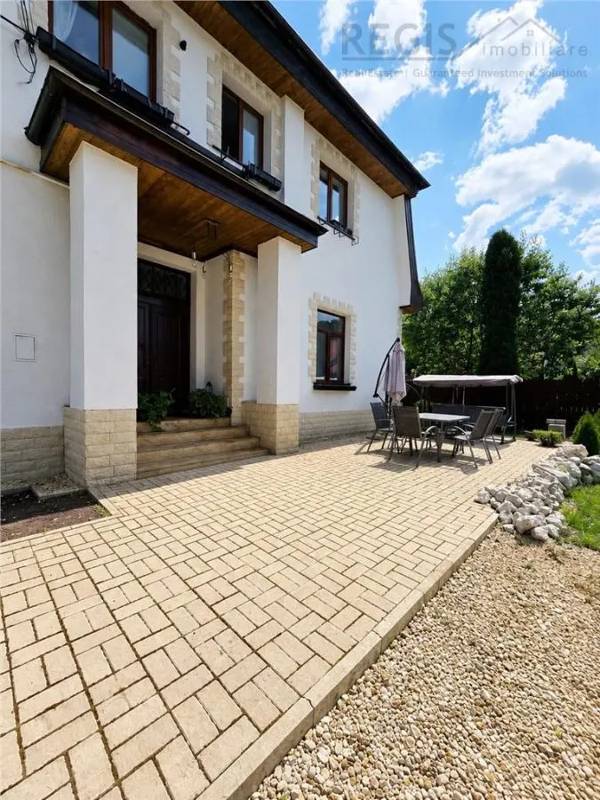 Apartament premium 3 camere cu terasa și curte | Noua, Brașov - foto 1