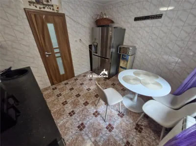 Apartament 3 camere Vitan Mall - foto 7
