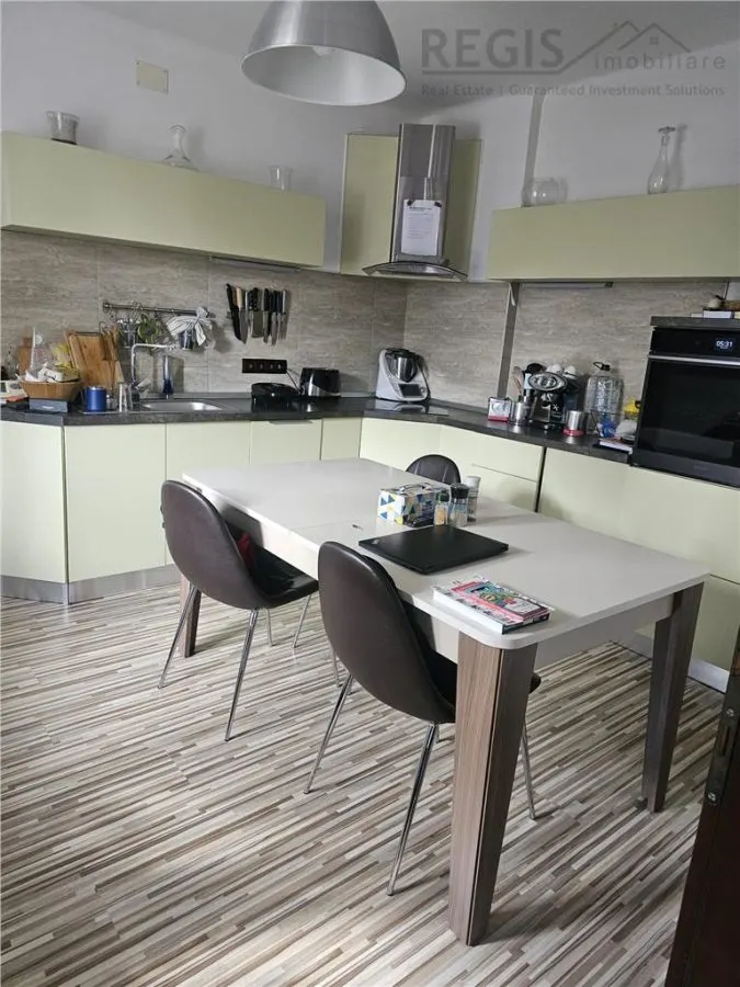 Casa de inchiriat | 3 camere | Brasovul Vechi | Curte | Parcare - foto 3