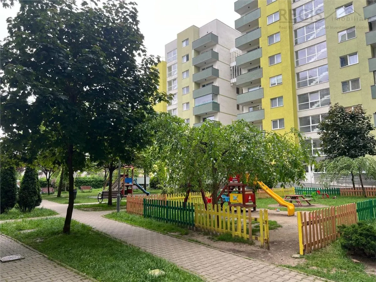 Apartament 2 camere Top City cu boxa Coresi - foto 1