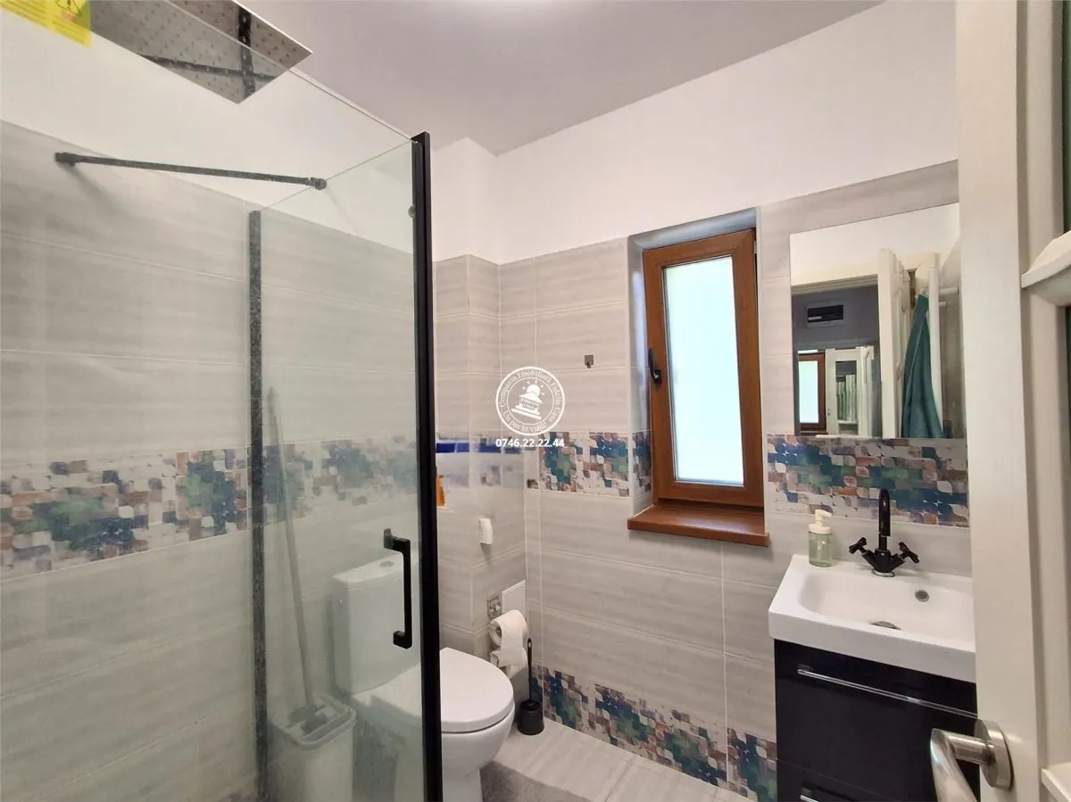 Vila  de vanzare  Rediu - foto 14