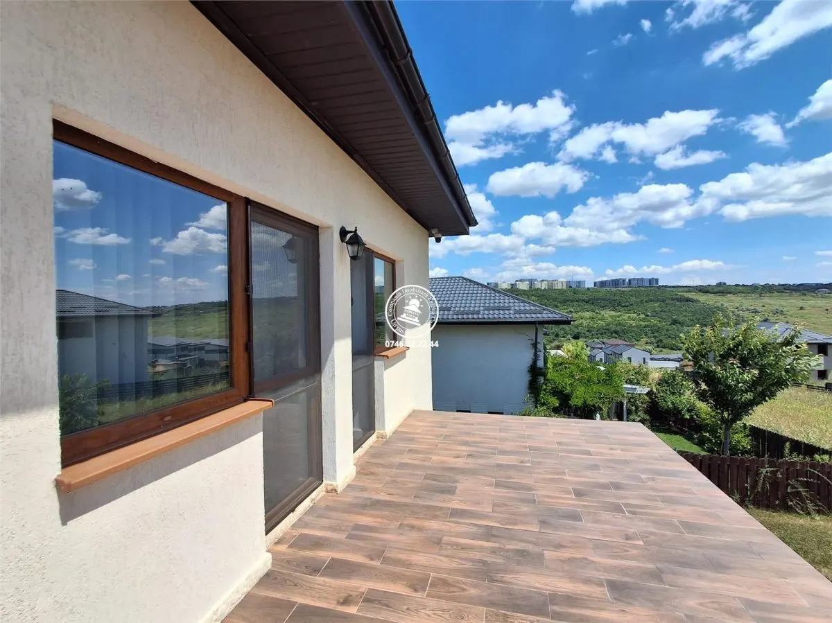 Vila  de vanzare  Rediu - foto 4