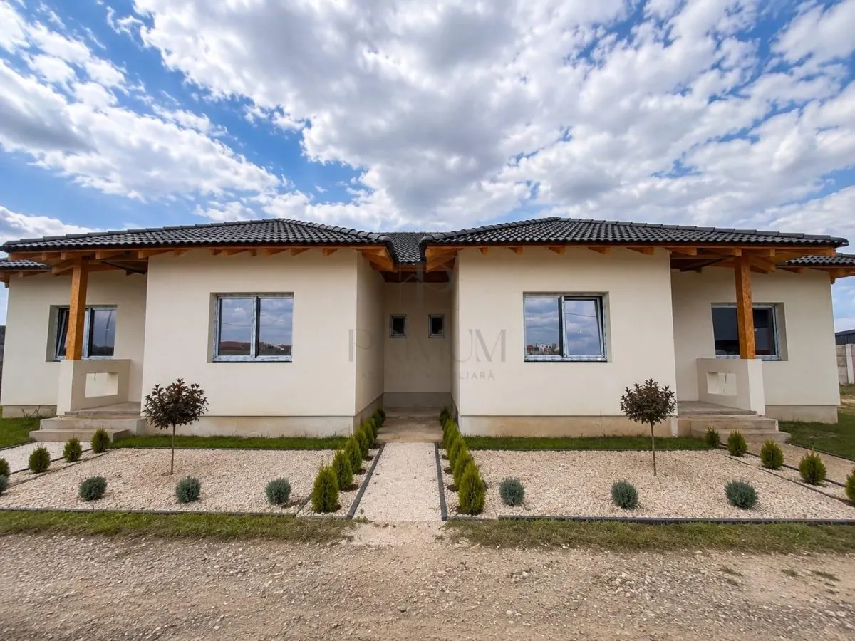 Duplex pe parter,  3 camere,  toate utilitatile. - foto 4