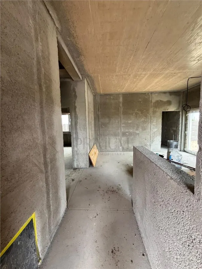 Duplex pe parter, toate utilitatile, 3 camere, - foto 3