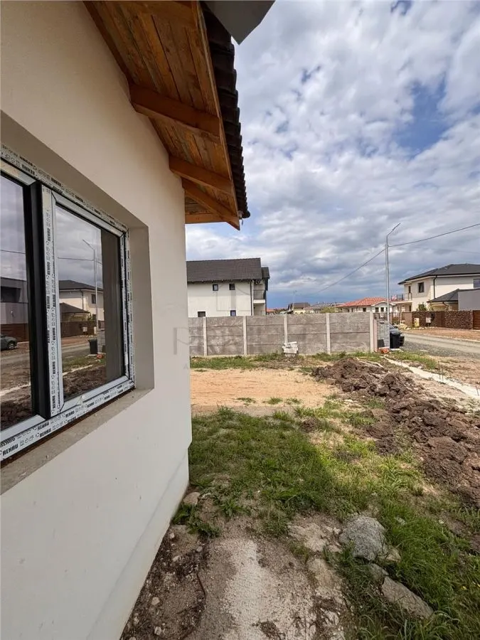 Duplex pe parter, toate utilitatile, 3 camere, - foto 5