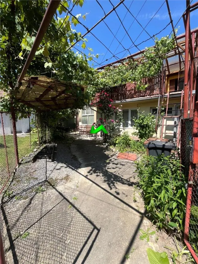 Casa de vanzare 3 camere pivnita Sibiu Lupeni - foto 5