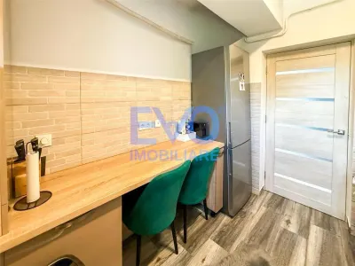 Apartament cu 2 camere, etajul 1, decomandat, geam la baie, zona Rediu - foto 14