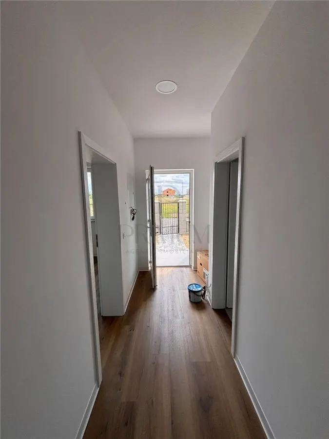 Moșnița Nouă- Duplex cu mansarda- 150 mp utili- Teren 334 mp - foto 6