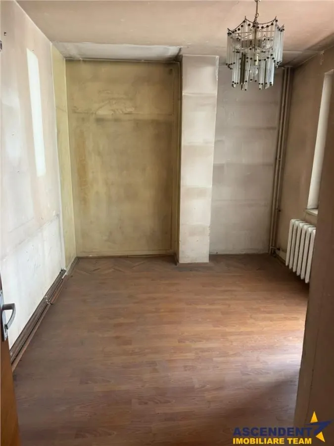 Apartament cu 3 camere, etaj2,  2balcoane, Centru Civic Brasov - foto 7