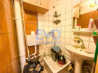 Camera de camin, etaj 2, mobilata&utilata, baie proprie, zona Nicolina - foto 4