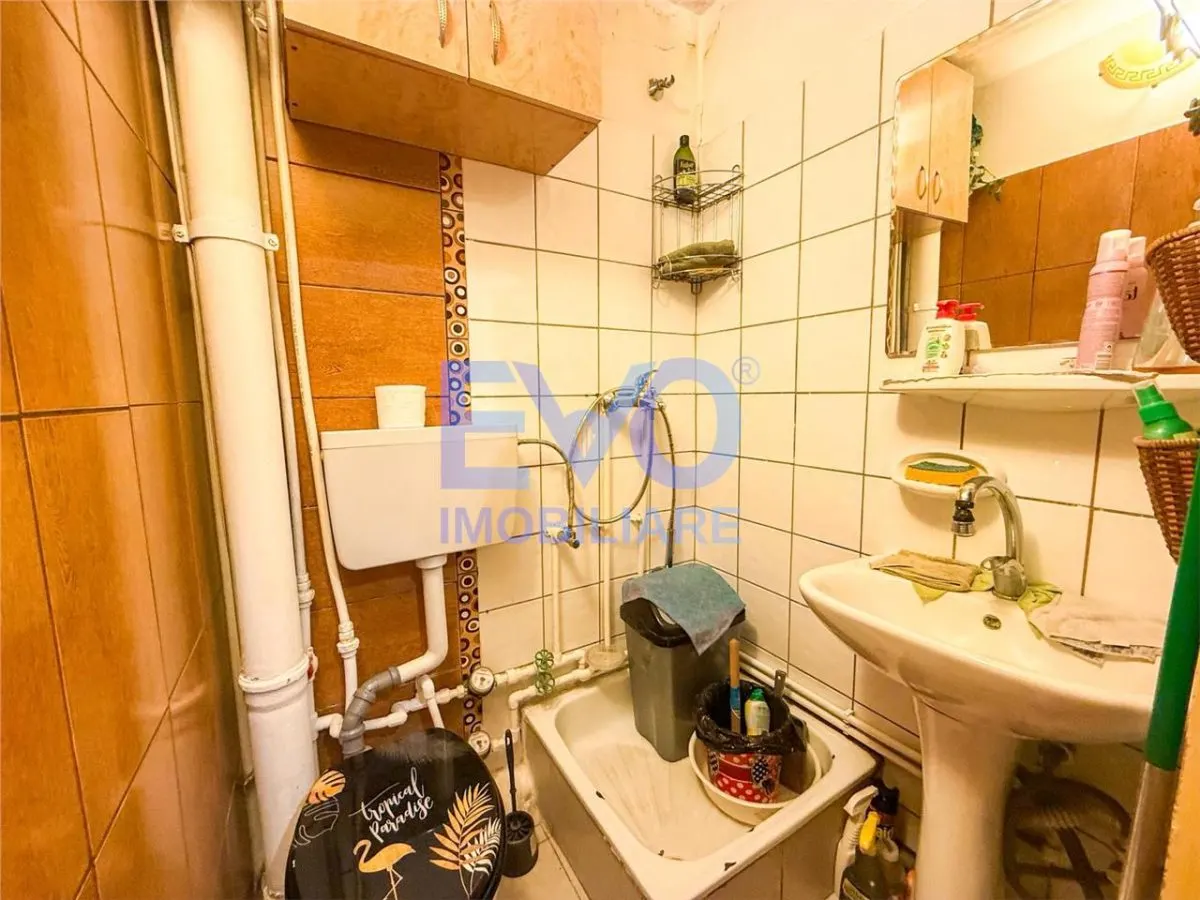 Camera de camin, etaj 2, mobilata&utilata, baie proprie, zona Nicolina - foto 4
