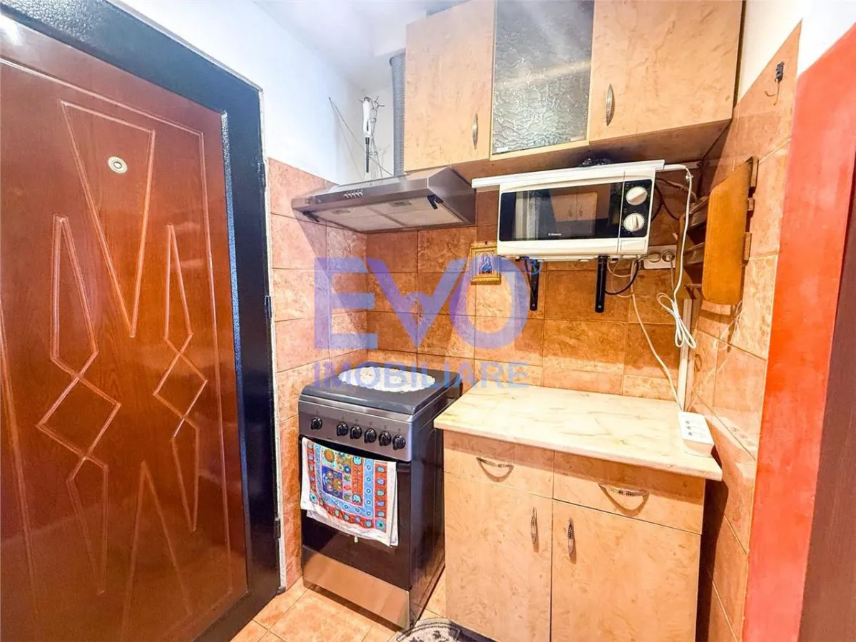 Camera de camin, etaj 2, mobilata&utilata, baie proprie, zona Nicolina - foto 5