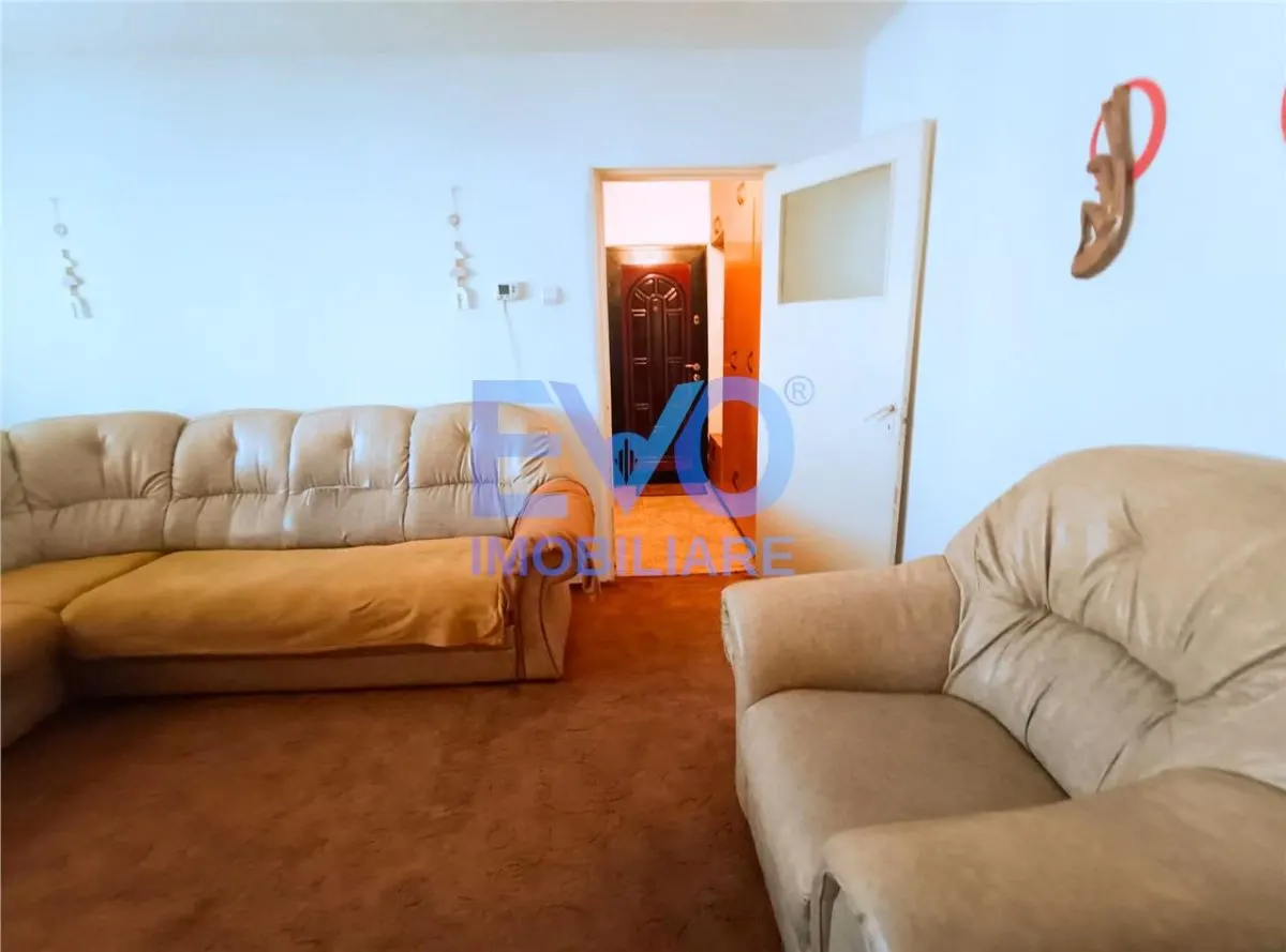 Apartament cu 2 camere de inchiriat, 40 mp, zona Pacurari Alpha Bank - foto 7